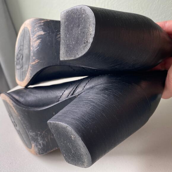 Trask Black Ankle Boots with Silver Eyelet Elastic Gores, Chunky Heel Womens 9.5 - Picture 8 of 13